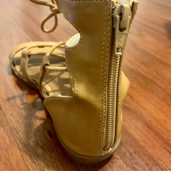 BC Footwear Gladiator Sandals - Picture 3 of 5